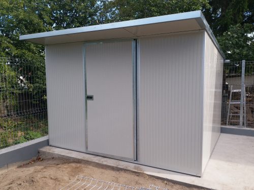 Renato 3*3m storage warehouse with door